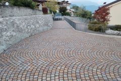 09_piazzale_porfido_fughe_ghiaino_resinato